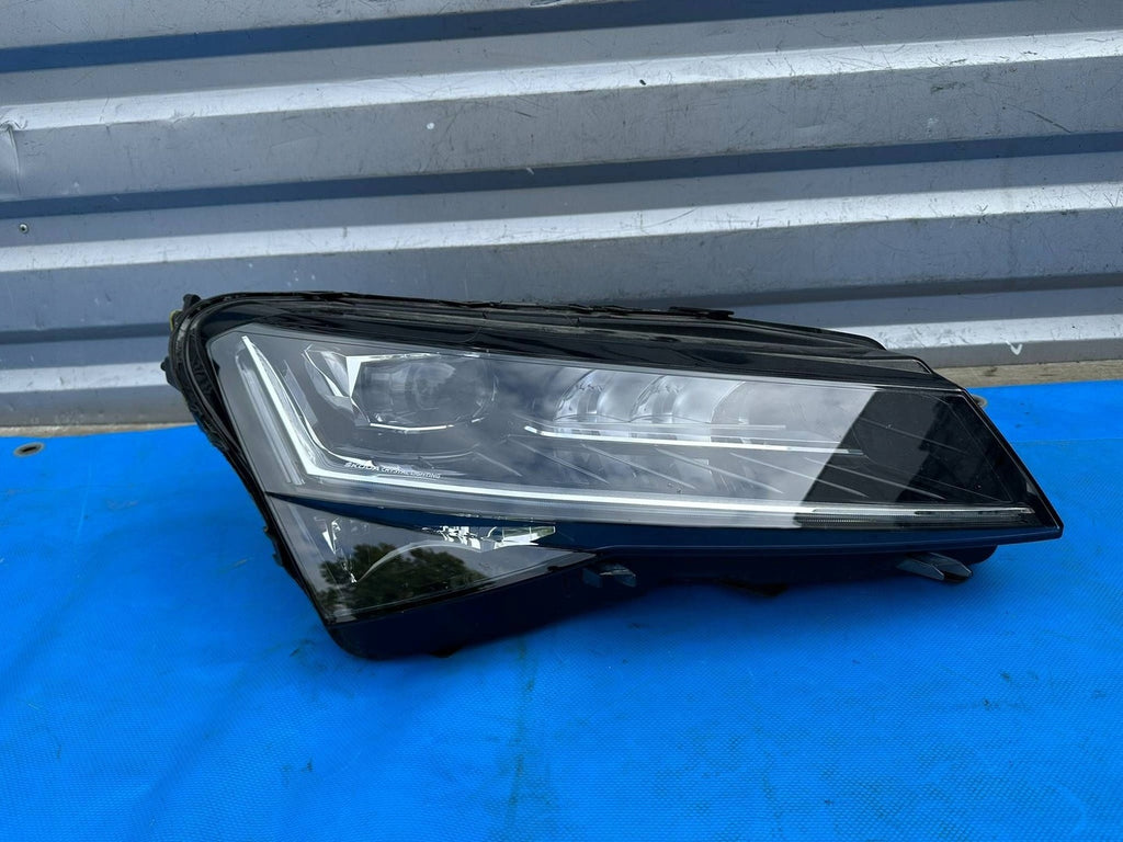 Frontscheinwerfer Skoda Superb III 3V1941016E LED Rechts Scheinwerfer Headlight