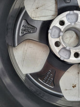 Laden Sie das Bild in den Galerie-Viewer, 1x Alufelge 15 Zoll 5.0&quot; 5x100 40ET Glanz Silber 6F0071495H Seat Rim Wheel