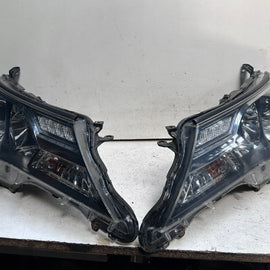 Frontscheinwerfer Toyota Rav 4 W0836 Ein Satz Scheinwerfer Headlight SCH8425900431zc