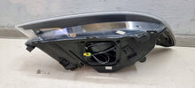 Laden Sie das Bild in den Galerie-Viewer, Frontscheinwerfer Ford Focus 8M5113D155CE Xenon Links Scheinwerfer Headlight SCH8793606297sp