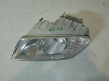 Laden Sie das Bild in den Galerie-Viewer, Frontscheinwerfer Skoda Octavia II 1Z1941017N Xenon Links Scheinwerfer Headlight SCH4967367701ww