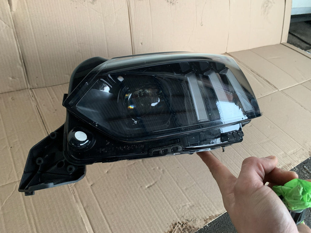 Frontscheinwerfer Peugeot 2008 II 9823194180 LED Ein Stück (Rechts oder Links)