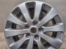 Load image into Gallery viewer, 1x Alufelge 17 Zoll 7.0&quot; 5x115 46ET 0P044K5 Opel Zafira C Rim Wheel