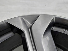 Laden Sie das Bild in den Galerie-Viewer, 1x Alufelge 18 Zoll 7.0" 5x114.3 45ET Glanz Graphit 9965777080 Mazda Mx-30 FEL3722873268mf
