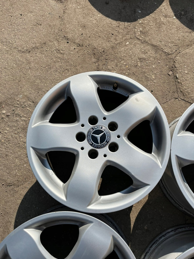 4x Alufelge 16 Zoll 6.5" 5x112 KBA45369 Mercedes-Benz Viano Rim Wheel FEL6097383847un