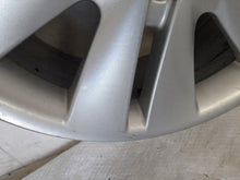 Laden Sie das Bild in den Galerie-Viewer, 1x Alufelge 18 Zoll 7.5&quot; 5x108 8200108225 Renault Rim Wheel