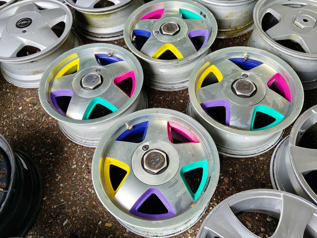 4x Alufelge 14 Zoll 6.0" 4x108 32ET Glanz Silber H89SX Ford I Rim Wheel FEL3946537910je