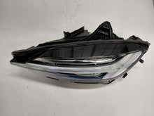 Load image into Gallery viewer, Frontscheinwerfer Volvo S60 III Links Scheinwerfer Headlight SCH9199352857ze