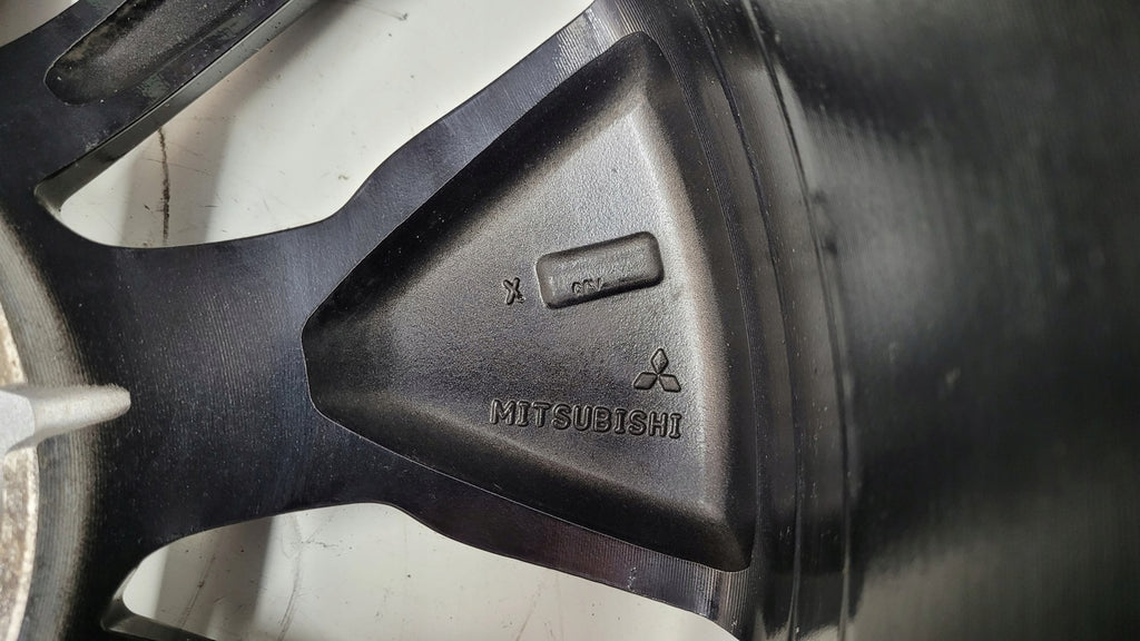 1x Alufelge 18 Zoll 7.0" 5x114.3 38ET Mitsubishi Outlander Rim Wheel