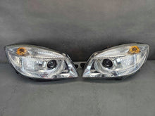 Laden Sie das Bild in den Galerie-Viewer, Frontscheinwerfer Skoda Roomster Fabia I 103419012947 Ein Satz Headlight SCH8509966074ad