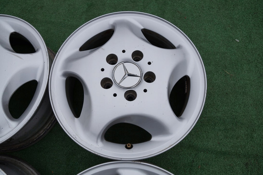 4x Alufelge 15 Zoll 5.5" 5x112 42ET Glanz Silber A4144010102 Mercedes-Benz Vaneo FEL7194775394wr