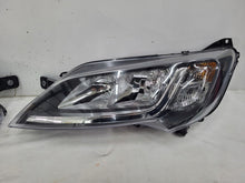 Laden Sie das Bild in den Galerie-Viewer, Frontscheinwerfer Fiat Ducato 48100748 Ein Satz Scheinwerfer Headlight SCH4983203956xh