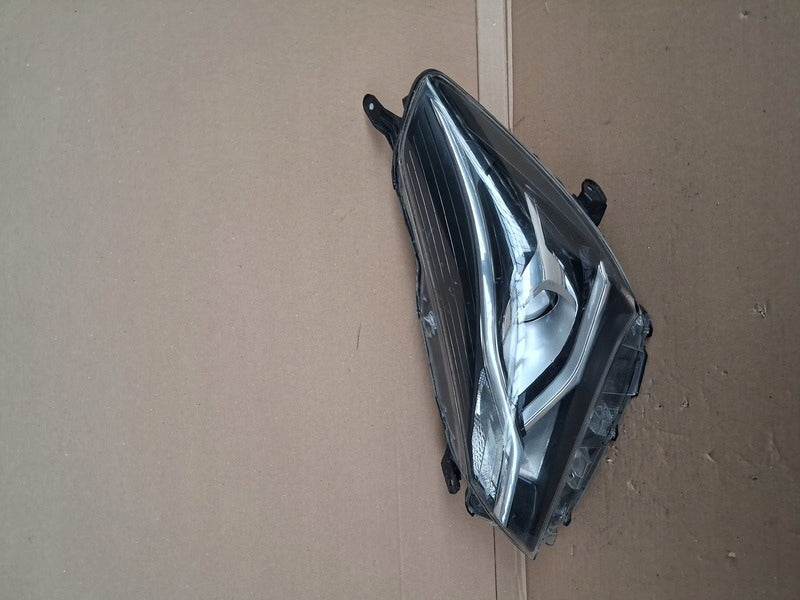 Frontscheinwerfer Toyota Yaris Links Scheinwerfer Headlight SCH8260864654my
