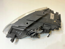 Laden Sie das Bild in den Galerie-Viewer, Frontscheinwerfer VW Passat 89312660 Xenon Rechts Scheinwerfer Headlight SCH2086489300bq