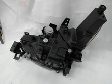 Laden Sie das Bild in den Galerie-Viewer, Frontscheinwerfer Mazda Cx5 II 31698812 Rechts Scheinwerfer Headlight SCH1992461664ma