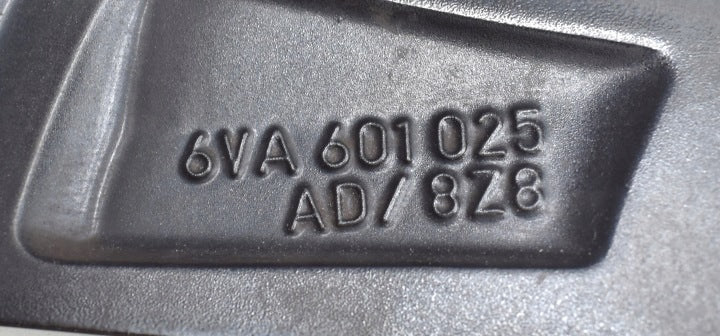 1x Alufelge 18 Zoll 7.0" 5x100 51ET Glanz Schwarz 6VA601025AD Skoda Fabia Iv FEL4525771996lh