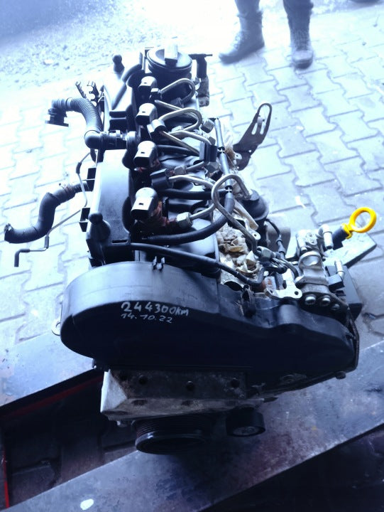 Motor Audi Skoda VW I CAY 1.6 TDI 105PS 2015 Diesel Engine Unkomplett MOT8463023183vs