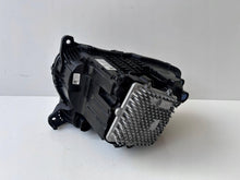 Laden Sie das Bild in den Galerie-Viewer, Frontscheinwerfer Land Rover Defender L8B2-13W029-HG Rechts Headlight SCH1030227798qf