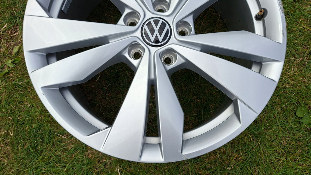 1x Alufelge 18 Zoll 7.5" 5x112 50ET Glanz Silber 10A071498 VW I Rim Wheel FEL4514778932sl