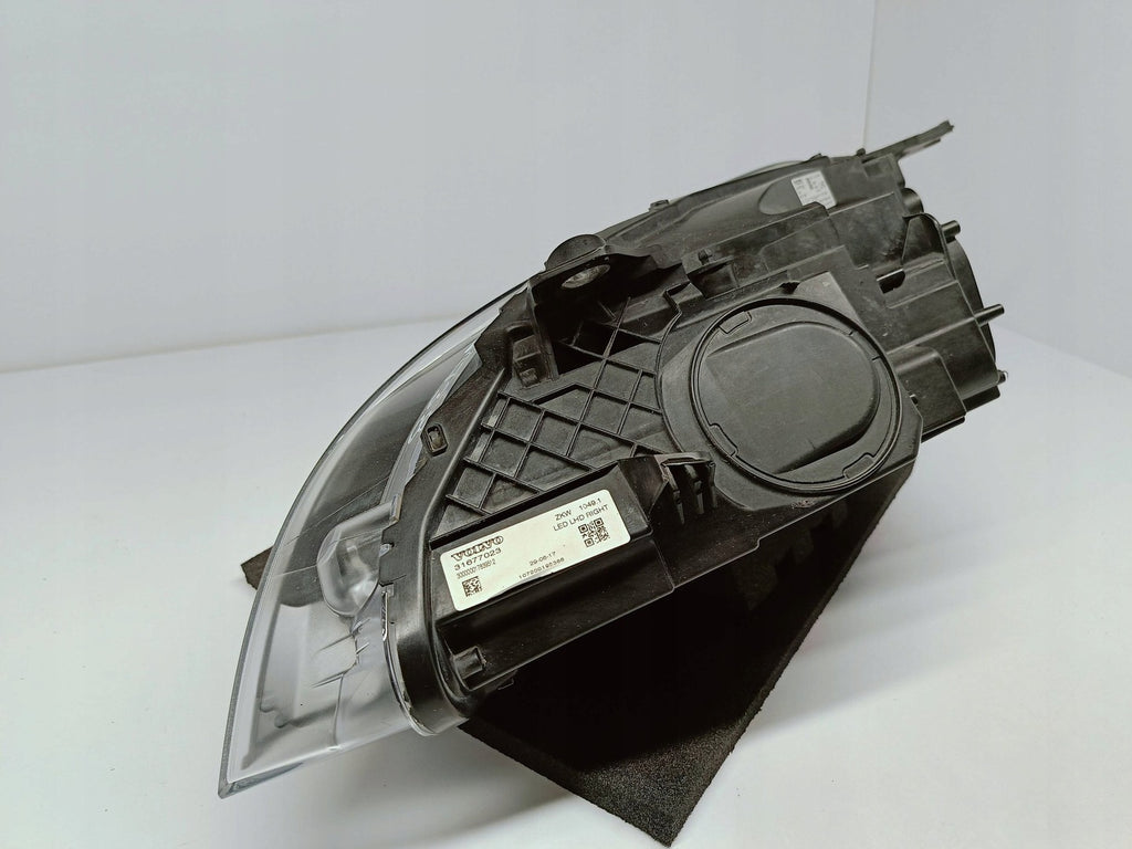 Frontscheinwerfer Volvo V40 31677023 Full LED Rechts Scheinwerfer Headlight SCH8759139101ox