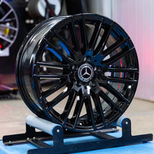 Load image into Gallery viewer, 4x Alufelge 18 Zoll 7.5" 5x112 40ET A2064014900 Mercedes-Benz Glc Clk Slc FEL7699304527ls