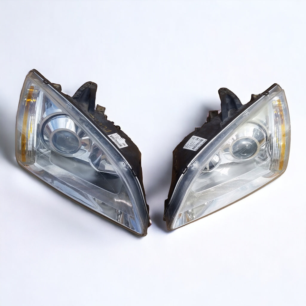 Frontscheinwerfer Ford Focus 4M51-13W03029-EF Xenon Links Scheinwerfer Headlight