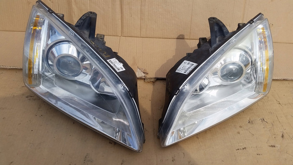 Frontscheinwerfer Ford Focus 4M51-13W03029-EF Xenon Links Scheinwerfer Headlight