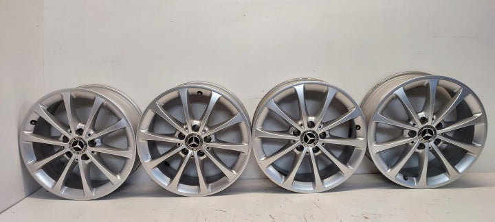 4x Alufelge 17 Zoll 6.5" 5x112 44ET Glanz Silber A1774010300 Mercedes-Benz W247 FEL3955974456wo