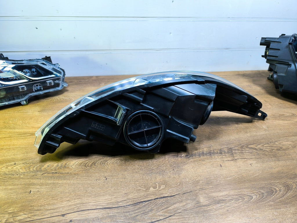 Frontscheinwerfer Ford Fiesta H1BB-009 Links Scheinwerfer Headlight SCH3853419373wa