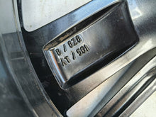 Load image into Gallery viewer, 1x Alufelge 17 Zoll 7.0" 5x112 45ET Glanz Graphit 57A601025AA Mg Karoq Rim Wheel FEL6334471370xr
