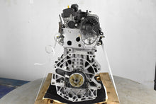 Load image into Gallery viewer, Motor VW Golf VIII IV DLAA 1.0 110PS 81kW 61TKm 2023 Benzin Engine Unkomplett