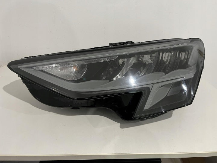 Frontscheinwerfer Audi A3 8Y0941011 LED Links Scheinwerfer Headlight SCH9285014972hx