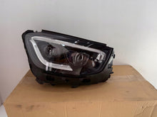 Laden Sie das Bild in den Galerie-Viewer, Frontscheinwerfer Mercedes-Benz Glc X253 A2539065003 LED Rechts Headlight SCH9376452845lp