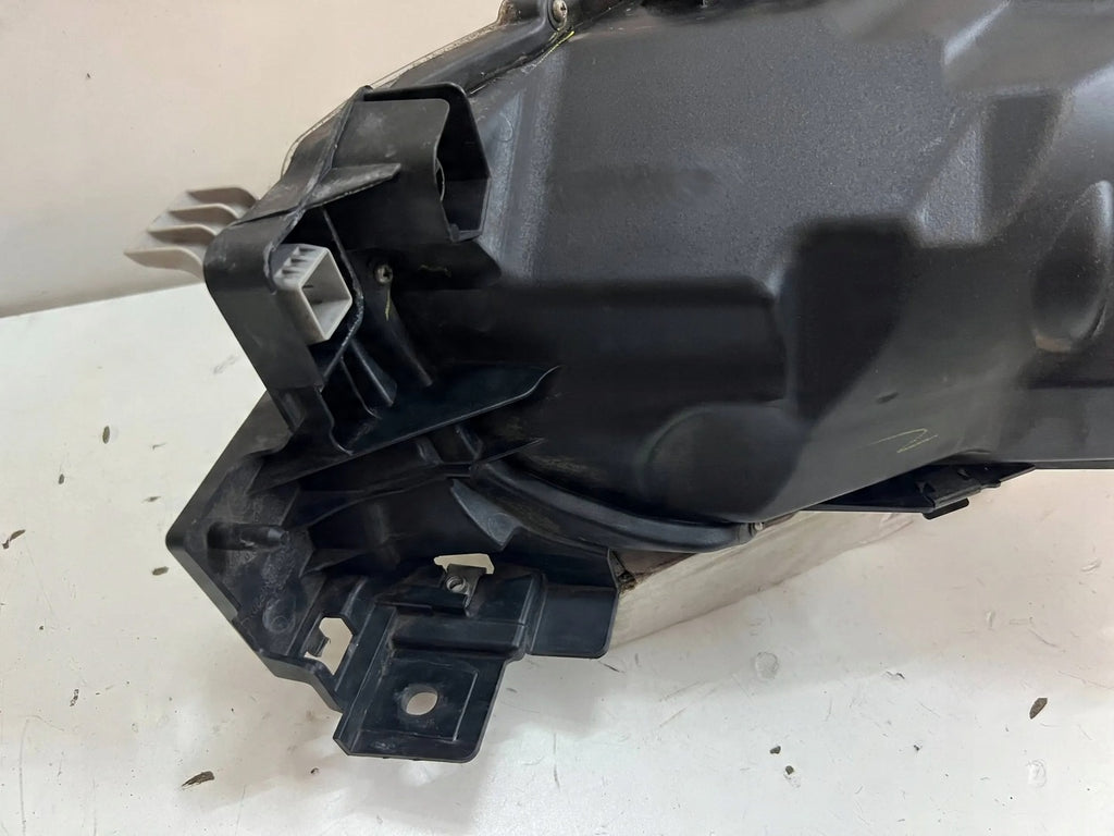 Frontscheinwerfer Mazda 2 DB5J51040 Links Scheinwerfer Headlight