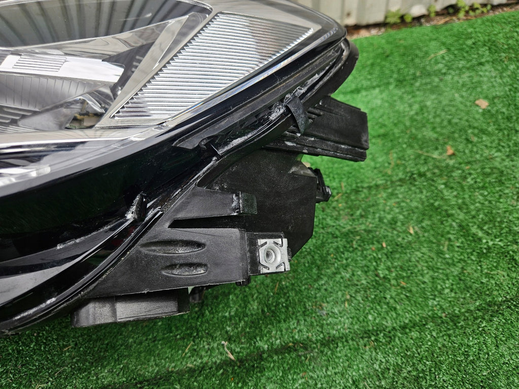 Frontscheinwerfer VW Touran 5TB941035B LED Links Scheinwerfer Headlight