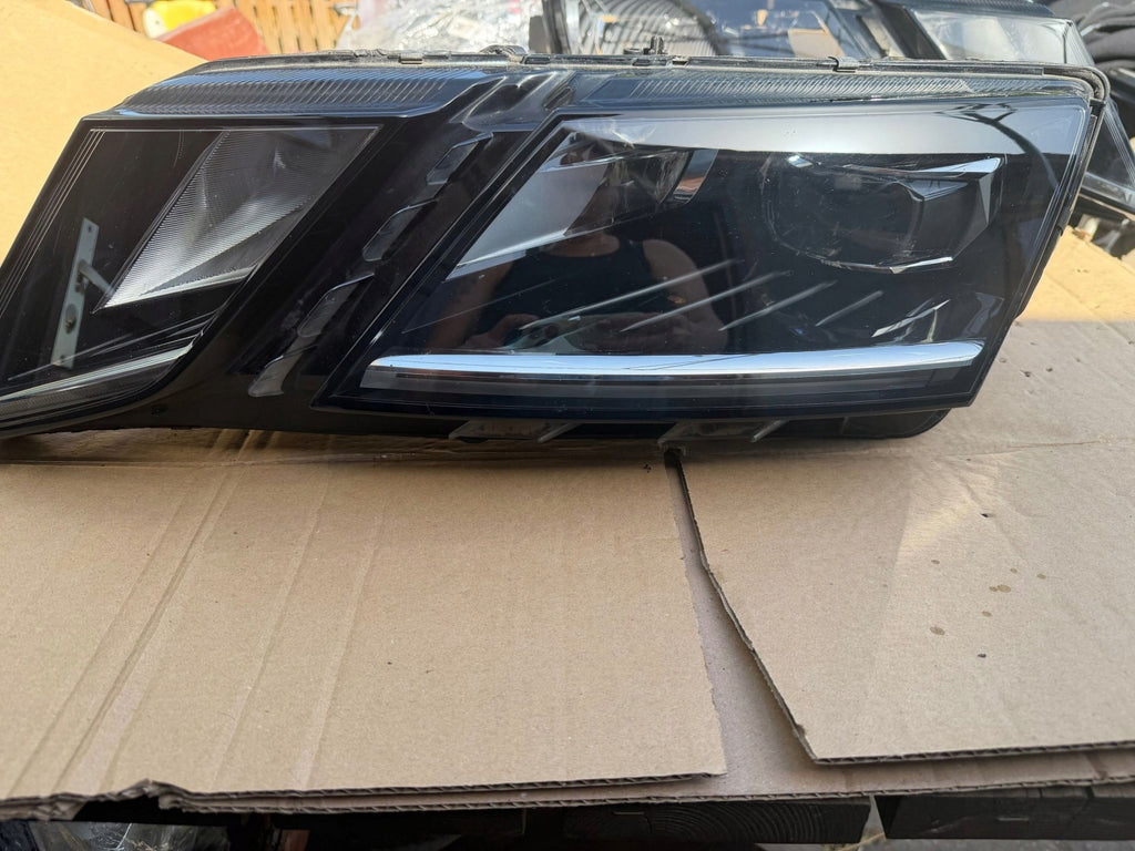 Frontscheinwerfer Skoda Octavia I 030110423106 LE15A63695E1941015F Links SCH1806087148bp