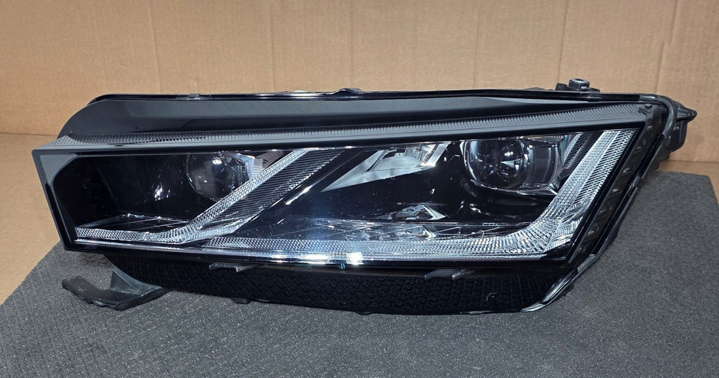 Frontscheinwerfer Skoda Octavia IV 5E4941015A Links Scheinwerfer Headlight SCH5932914825vk