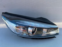 Laden Sie das Bild in den Galerie-Viewer, Frontscheinwerfer Citroën Sorento III 92102-C5XXX Xenon Rechts Headlight SCH7356499359xw