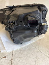 Load image into Gallery viewer, Frontscheinwerfer Audi A4 8W0941012 Rechts Scheinwerfer Headlight SCH9208269691iz