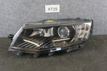 Laden Sie das Bild in den Galerie-Viewer, Frontscheinwerfer Skoda Octavia III 5E1941015B Xenon Links Headlight SCH2140972900ea