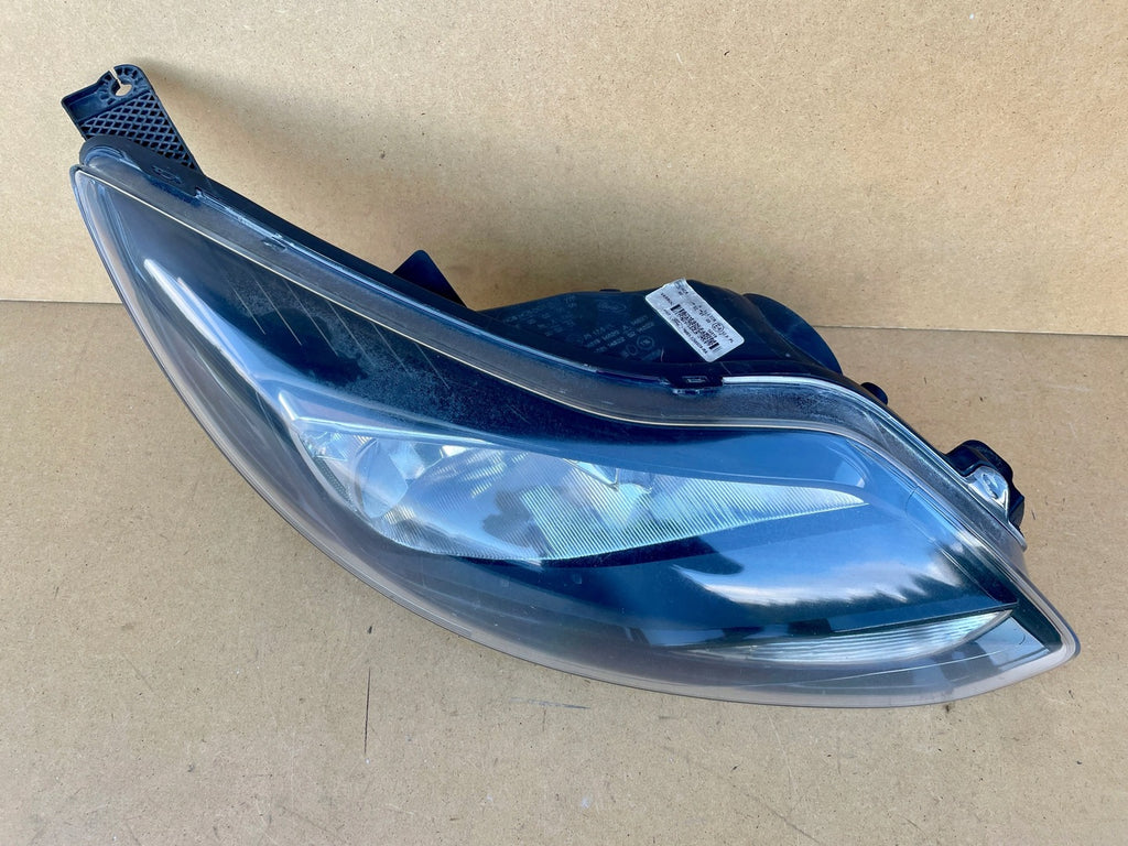 Frontscheinwerfer Ford Focus BM51-13W029-RA Rechts Scheinwerfer Headlight