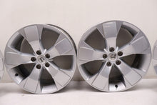 Laden Sie das Bild in den Galerie-Viewer, 4x Alufelge 18 Zoll 7.5" 5x108 50 5ET Glanz Silber 31471553 Volvo Xc40 Rim Wheel FEL1483128526rv
