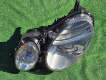 Laden Sie das Bild in den Galerie-Viewer, Frontscheinwerfer Mercedes-Benz W211 Bi-Xenon Links Scheinwerfer Headlight SCH8805518564uw