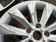 Load image into Gallery viewer, 1x Alufelge 17 Zoll 575601025B Seat Ateca Rim Wheel FEL9803529703ke