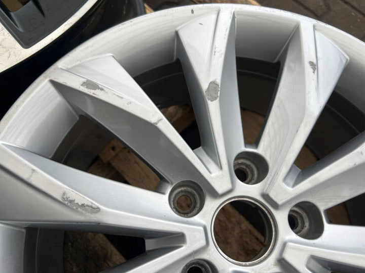 1x Alufelge 17 Zoll 575601025B Seat Ateca Rim Wheel FEL9803529703ke