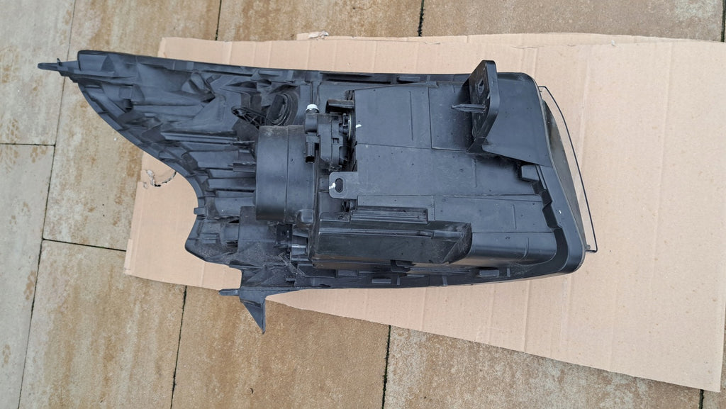 Frontscheinwerfer Renault Trafic III 260608912R Links Scheinwerfer Headlight