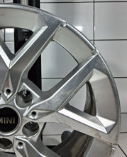 Laden Sie das Bild in den Galerie-Viewer, 1x Alufelge 17 Zoll 7.0" 5x112 41ET Glanz Grau 6898299 BMW U06 Rim Wheel FEL4549634620gm