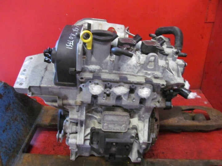 Motor Audi A1 CHZ 1.0 TSI 95PS 70kW 150TKm 2010 Benzin Engine Unkomplett MOT5237839044fr