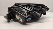 Laden Sie das Bild in den Galerie-Viewer, Frontscheinwerfer Mercedes-Benz Gle Coupe A1669062203 LED Rechts Headlight