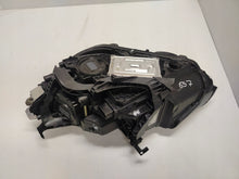 Laden Sie das Bild in den Galerie-Viewer, Frontscheinwerfer Mercedes-Benz Cla A1749062602 Rechts Scheinwerfer Headlight SCH5779450639dm